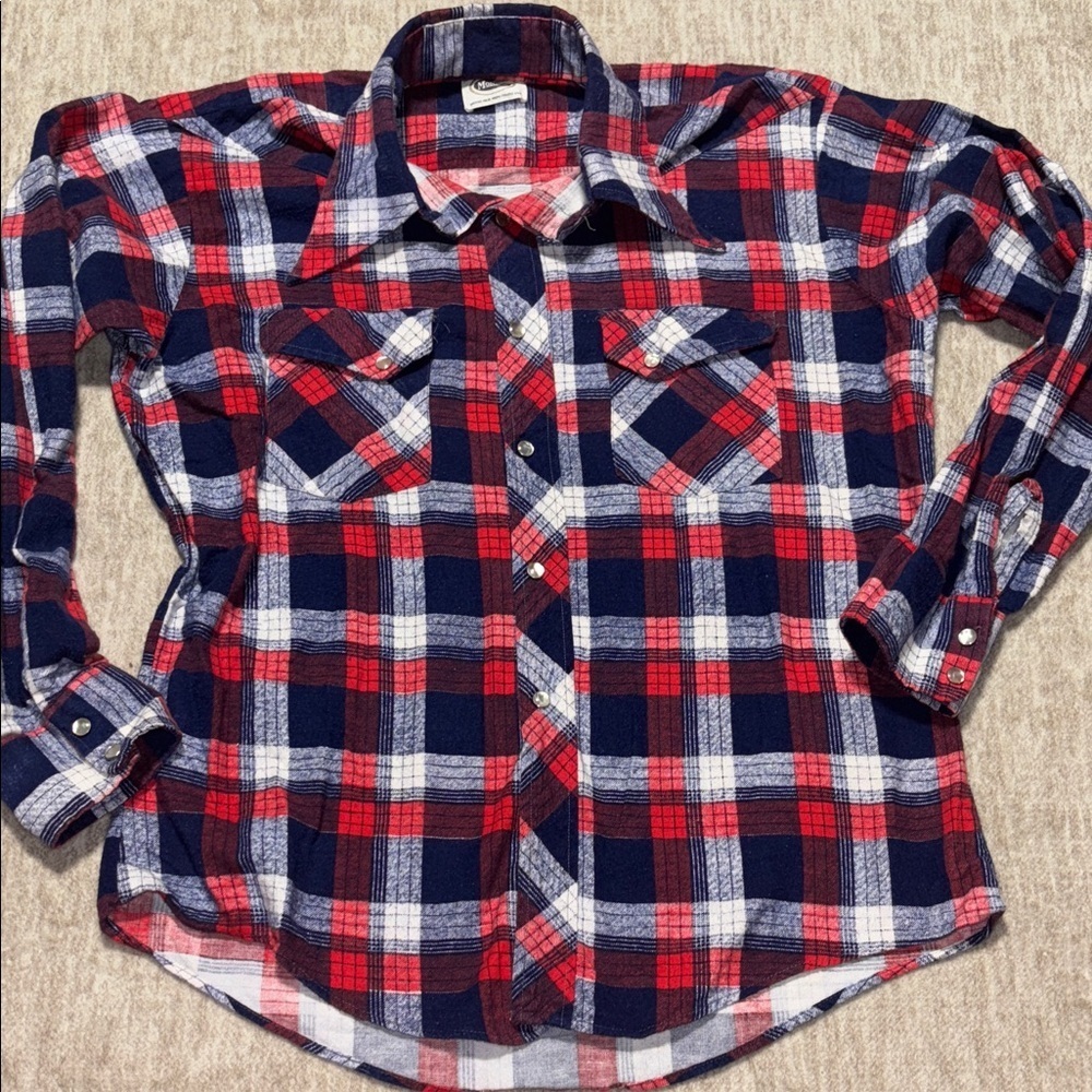 Large Mohawk Flannel Pearl snap Red white Blue two chest pockets Vintage?